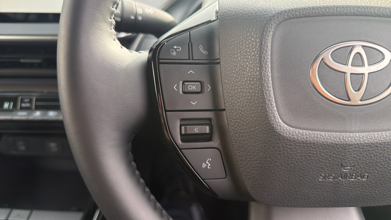 Toyota Prius 2.0 PHEV Design 5dr CVT Hatchback